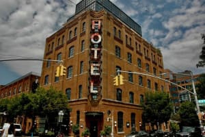Williamsburg B Corp Walking Tour: Street Art, NGO's & Local Food 3