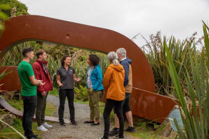 Stewart Island: Village and Bays Tour 3