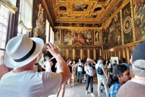 St Marks, Doges Palace, with Murano and Burano & Gondola Ride 3