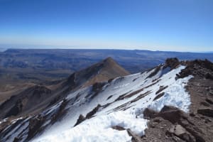 Tour a las Alturas: Volcán Parinacota y sus 6.342 msnm 3