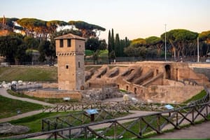 Rom-Highlights: Private Golfcart-Tour mit lokalem Guide 4