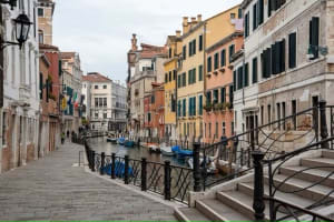 Venice Peggy Guggenheim Art Walking Tour 4