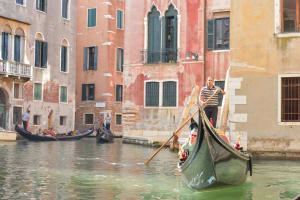 Tour of Doge's Palace and Gondola Ride 4