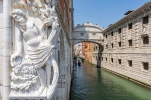 Venice: Doge Palace Guided Tour & Secret Itineraries Option 4
