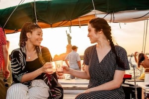 New York Sunset Schooner Cruise on the Hudson River 3
