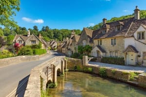 Cotswolds Countryside Tour by Coach: Villages, Views, and Lunch 4