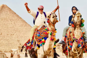 Private Camel Ride at Giza Pyramid for 2 Hours 3