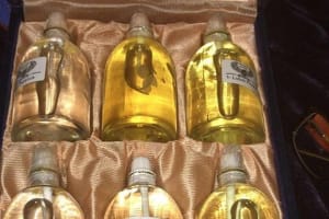 Shopping private tour to papyrus perfume bazaars cotton 3