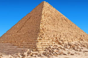 Private Day Tour of Giza Pyramids, Egyptian Museum and Bazaar 4