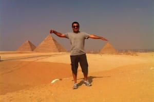 Cairo day tour to Giza pyramids and Egyptian museum & bazaar 4