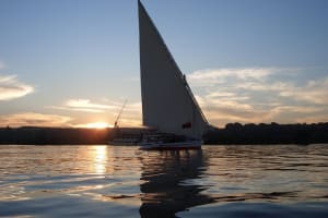 Book online sailing boat on the Nile river with FEL-FELUCCA 3