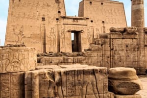 2 Days Visit East & West Nile Banks, Kom Ombo & Edfu in Luxor 3