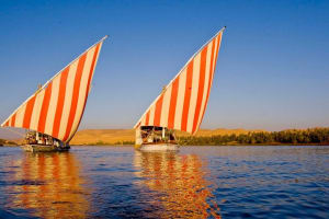 Book online sailing boat on the Nile river with FEL-FELUCCA 4