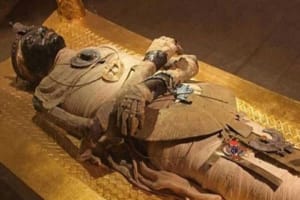 Guided tour to Grand Egyptian Museum And National Museum 3