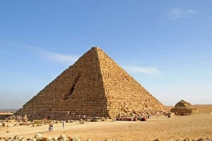 Guided Group Tour to the Giza Pyramids and Sphinx  4