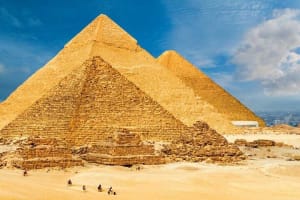 Guided Group Tour to the Giza Pyramids and Sphinx  3