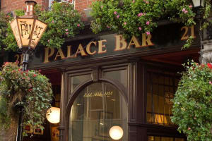 Pub Crawl Walking Tour Through the Heart of Irelands Capital 4