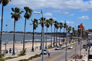  Piriapolis Beach desde Colonia del Sacramento o Montevideo 4