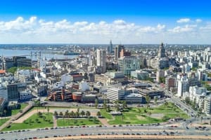 Montevideo, City Tour desde Colonia del Sacramento o Punta del Este 3