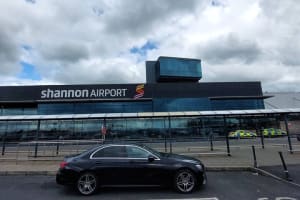 Dublin Airport to Dingle Premium Car Service 3