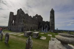 Rock of Cashel, Cahir & Blarney Castle Private Luxury Day Tour  4