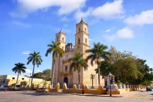 Chichen Itza & Cenote + Isla Mujeres Catamaran Tour 4