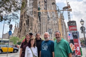 Private Barcelona and Park Güell Tour 4