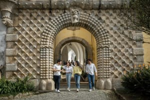 Fatima Sanctuary, Pena Palace & Nazare's Big Wave Tour 4