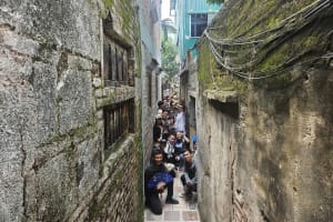 Hanoi Michelin Star Street Food Walking Tour & Train-Street 3