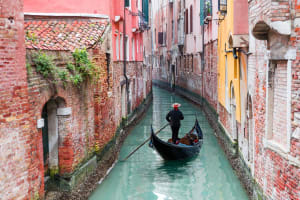 Venice Small Group Walking Tour with St. Mark's Basilica Terrace 3