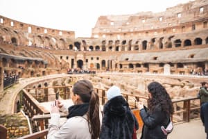 Exclusive Colosseum & Roman Forum Tour 3