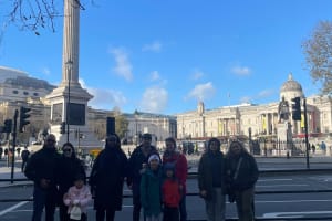 Buckingham Palace & Thames Boat Ride 4