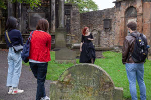 Edinburgh Haunted Vaults & Graveyard Tour 4