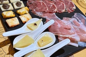 Florence Food & Wine Tour with Truffle Pasta, Steak & Free Flowing Wine 4