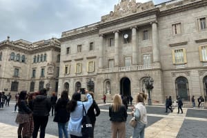 Skip-the-Line Sagrada Familia & Gothic Quarter Private Tour 3