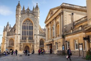 Roman Baths and Bath City Walking Tour 4