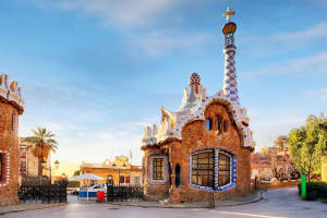 Private Gaudí Tour: Park Güell & Sagrada Família 4
