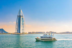 Dubai Desert Safari & Yacht Cruise Combo 3