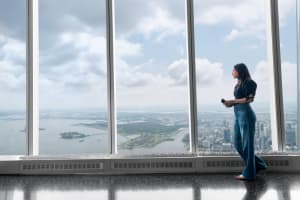 Half-Day NYC Bus Tour with Observation Deck 4