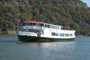 Hudson River Oktoberfest Day Cruise to Bear Mountain Park 4