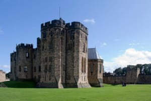 Alnwick Castle and Scottish Borders Tour 4