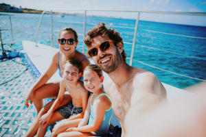 Iconic Aruba Sail and Snorkel Experience 4