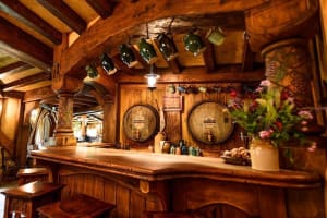 Hobbiton & Rotorua Small-Group Tour 4