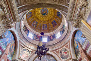 Raphael's Rome: Churches, Frescoes & Tomb Tour 4