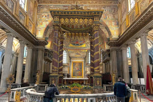 Hidden Gems of Rome: Women Saints & Early Christian Basilicas Tour 3