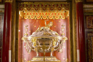 Hidden Gems of Rome: Women Saints & Early Christian Basilicas Tour 4