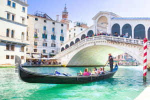 Venice Gondola Ride with Serenade 3