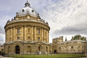 Windsor Castle, Stonehenge & Oxford Tour 4