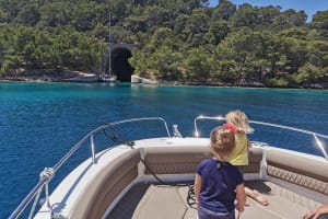 Dubrovnik Old Town & Elaphite Islands Private Boat Tour 3