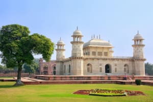 Sunrise Taj Mahal Tour from Delhi 4